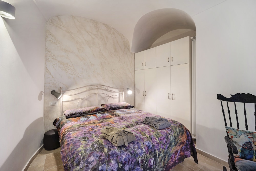 Appartamento "La Stanza Segreta Platinum" Con Balcone & Wi-fi - Ventimiglia