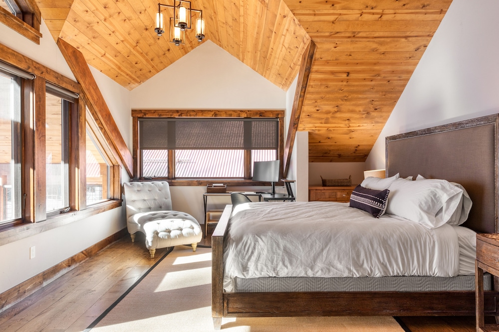 Apex By Avantstay Cozy Expansive Mountain Home Close To The Slopes W Hot Tub - Silverton