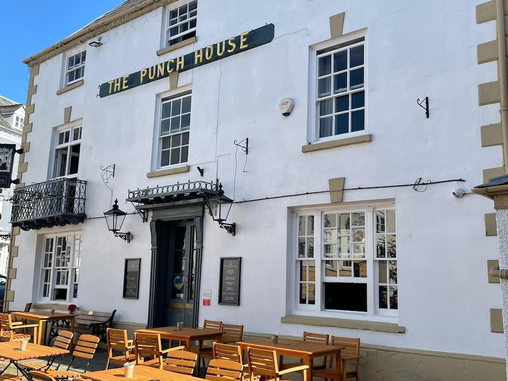Punch House - Monmouthshire