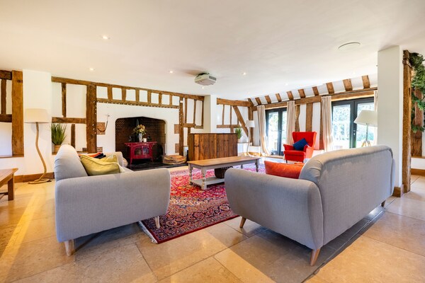 Entertain, Celebrate, Relax In Period Luxury Barn - Perfect For Family Groups - Maidenhead