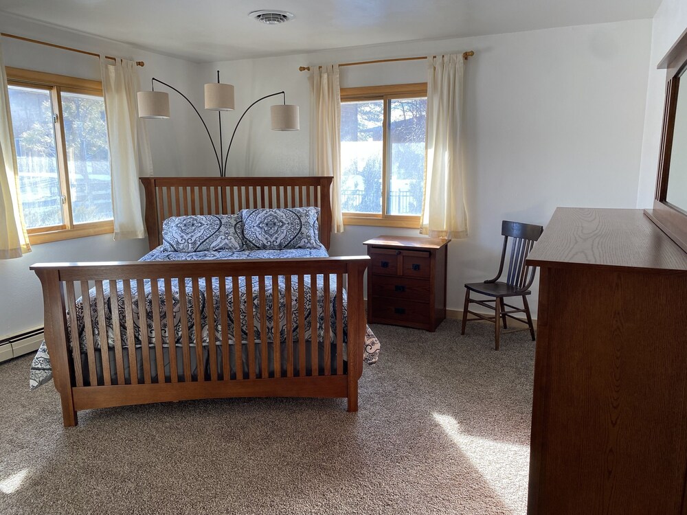 Enjoy And Private, Peaceful Stay At A Riverfront Property. - Casper, WY