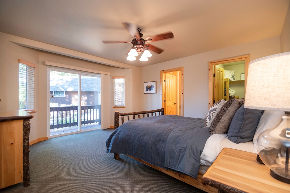Upscale Mountain Chalet In Blue Lake Springs, Free Wifi/cable, Gas Fireplace - Arnold, CA