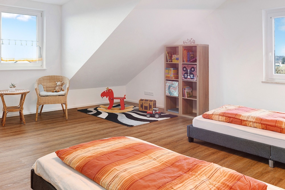 Comfortabel Vakantie Appartement "Kleine Auszeit" Met Wi-fi En Gedeelde Tuin - Laufenburg