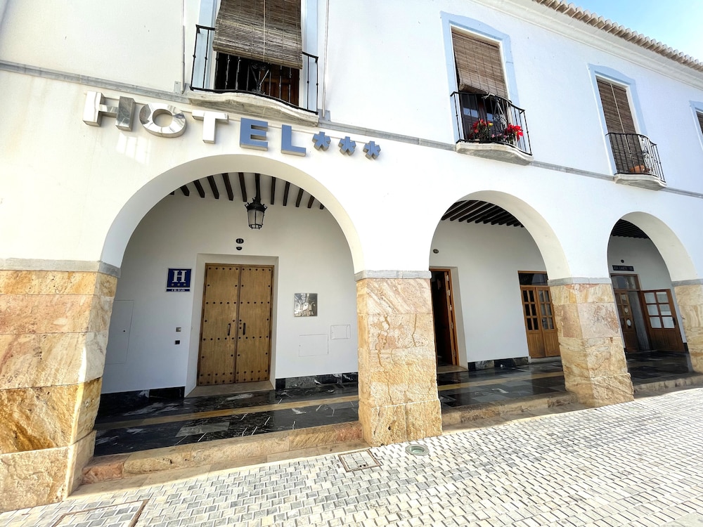 Hotel Don Miguel Plaza - Balanegra