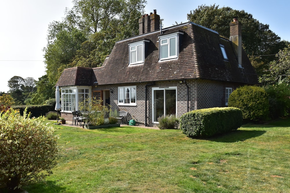 Maytham Cottage Is A Family & Dog Friendly Holiday Cottage - Winchelsea