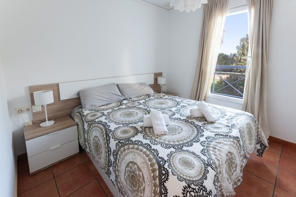 Dali - Modern Furnished Apartment With Community Pool And Close To The Beach. Wifi Is There - Oliva