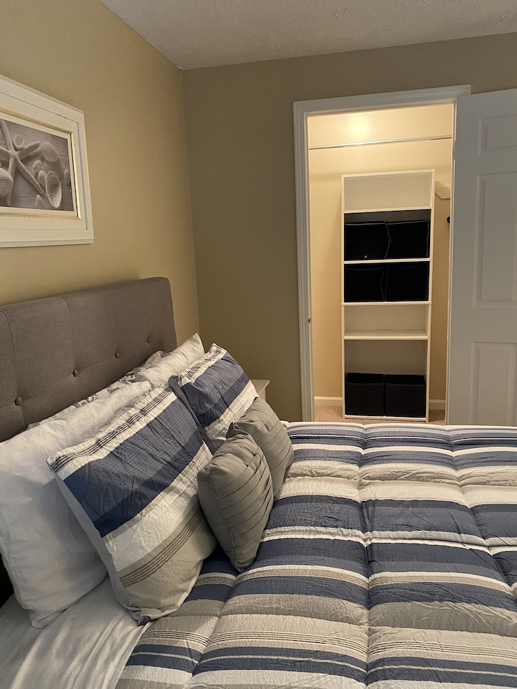 Cozy 1 Bedroom Condo - Brighton, NY