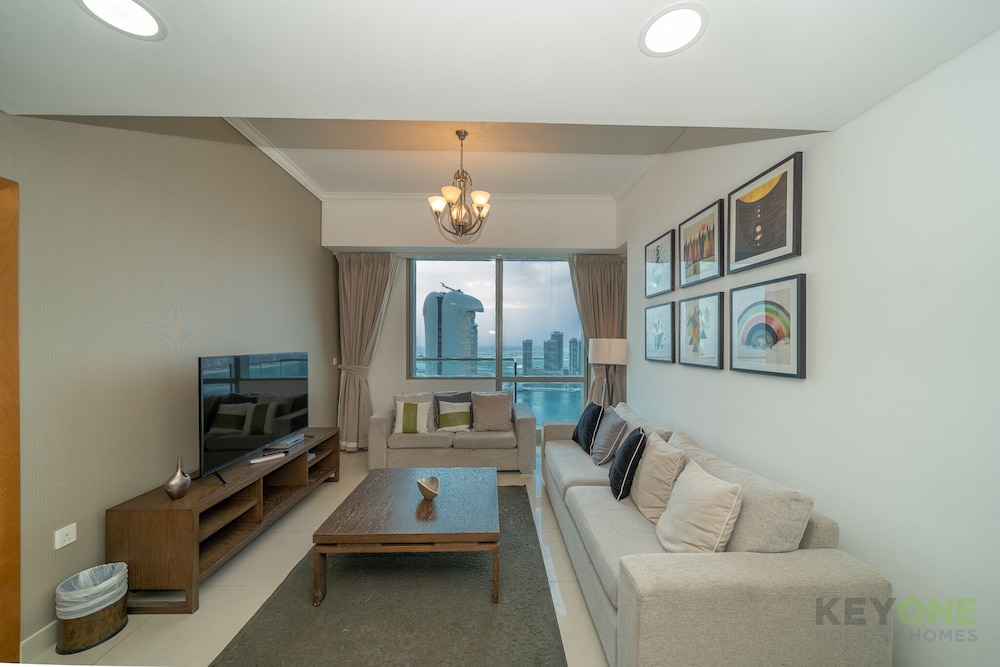 Captivating Two Bedroom With Palm Sea View - Dubaj