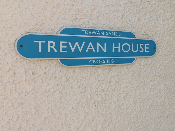Trewan House, Pet Friendly, Character Holiday Cottage In Rhosneigr - 安格爾西島