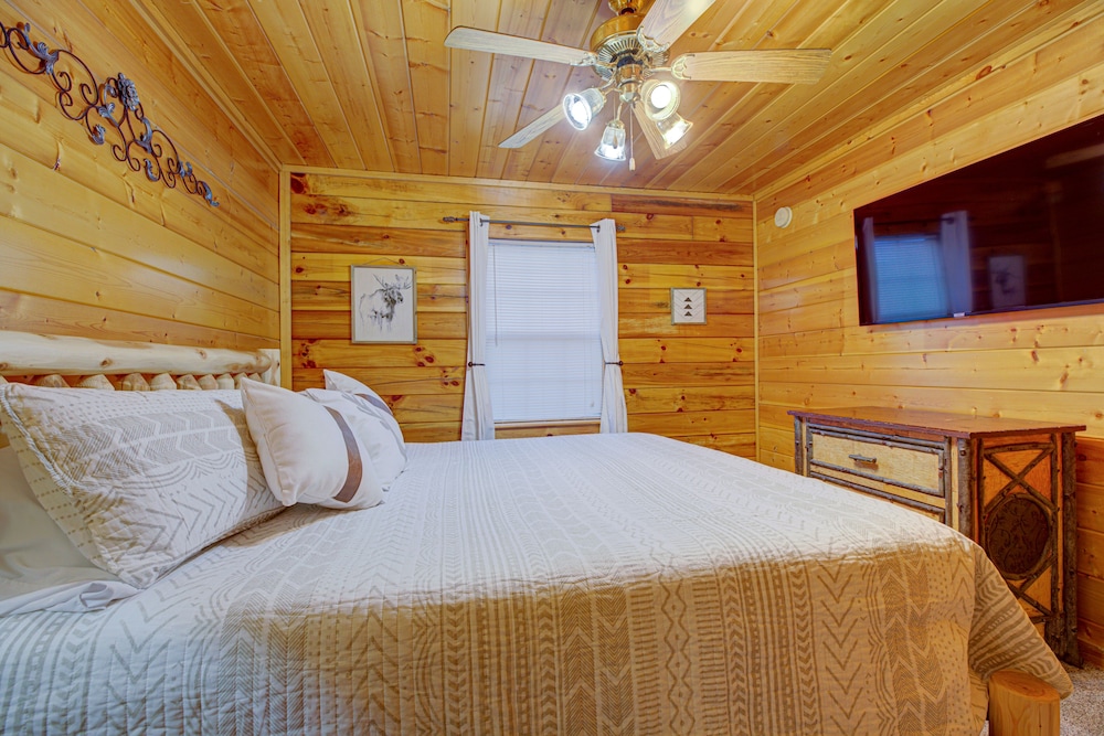 ❄️Winter Specials!❄️ Private Sauna🔥game Rm🎱resort Pool🌊 Hot Tub 🎢Dollywood - Tennessee