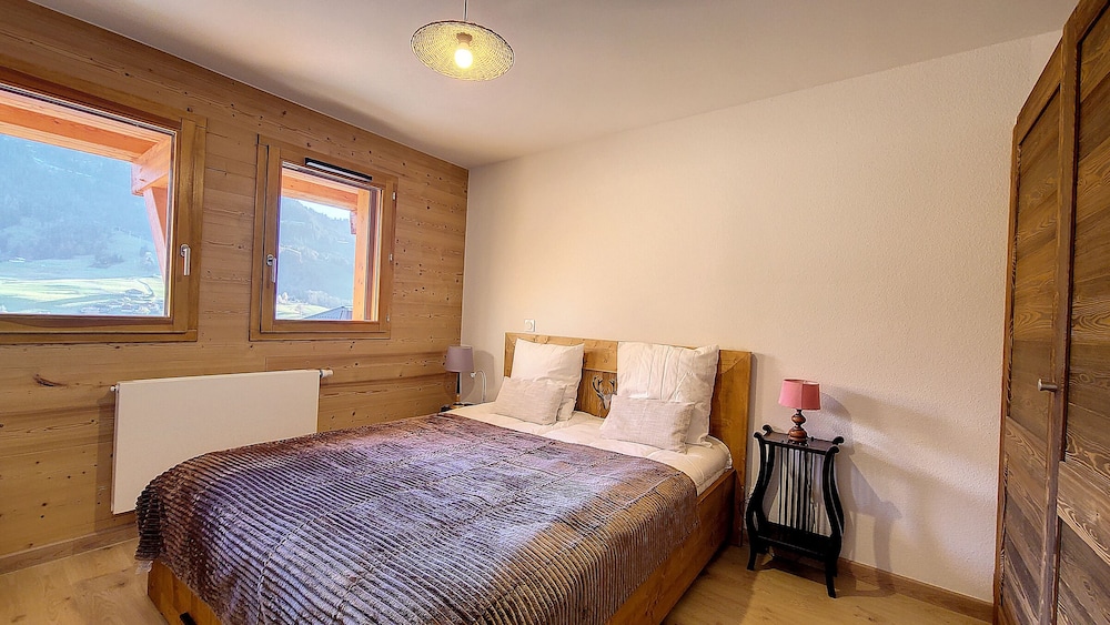 Very Nice Two Bedroom + Sleeping Area Apartment, Brand New, Facing South. Fully Equipped For 4/6 Peo - Praz-sur-Arly
