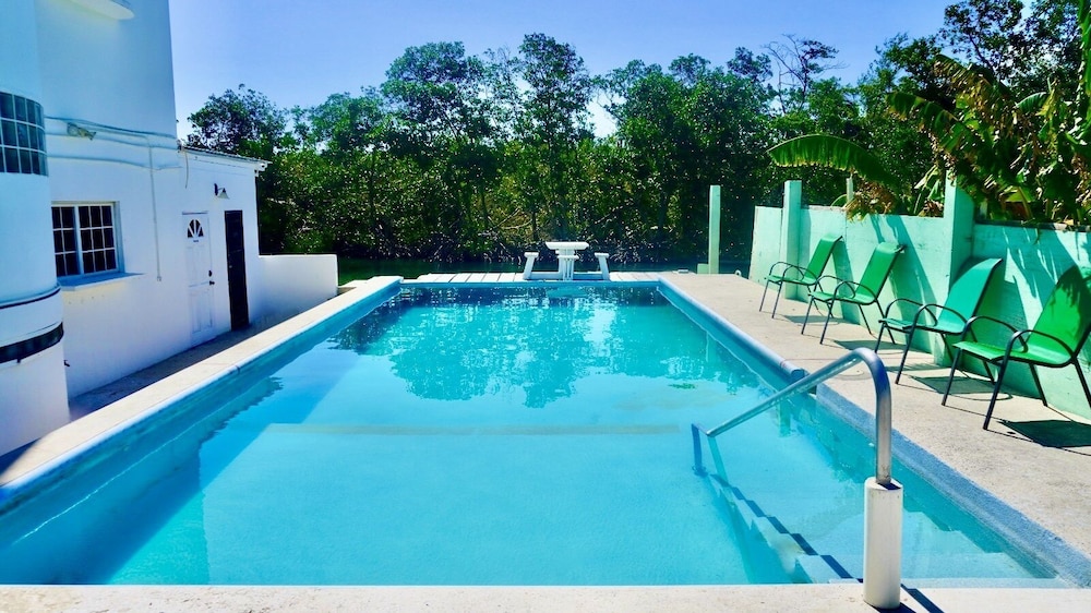 See Belize Relaxing Sea View Studio With Access To Infinity Pool - Belize