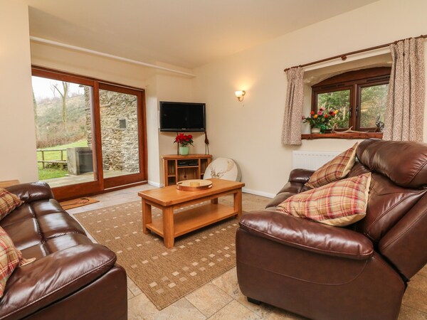 Red Deer Cottage, Pet Friendly, With A Garden In Wheddon Cross - Dunster