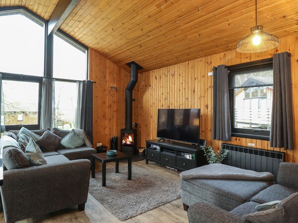 Newsham Lodge, Family Friendly, With Open Fire In Penrith - Dumfries and Galloway
