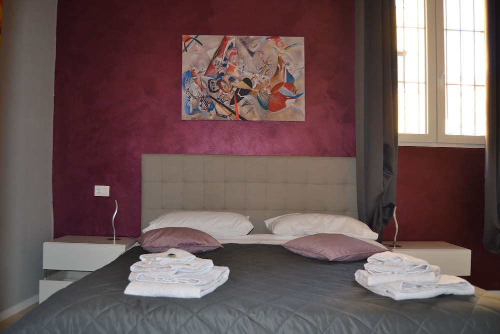 Independent Apartment In The Heart Of The City - Emilia-Romagna