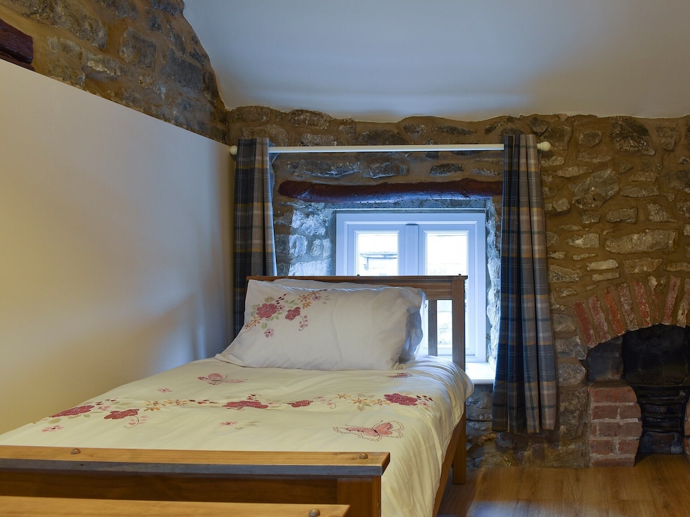 2 Bedroom Accommodation In Bakewell - Great Longstone