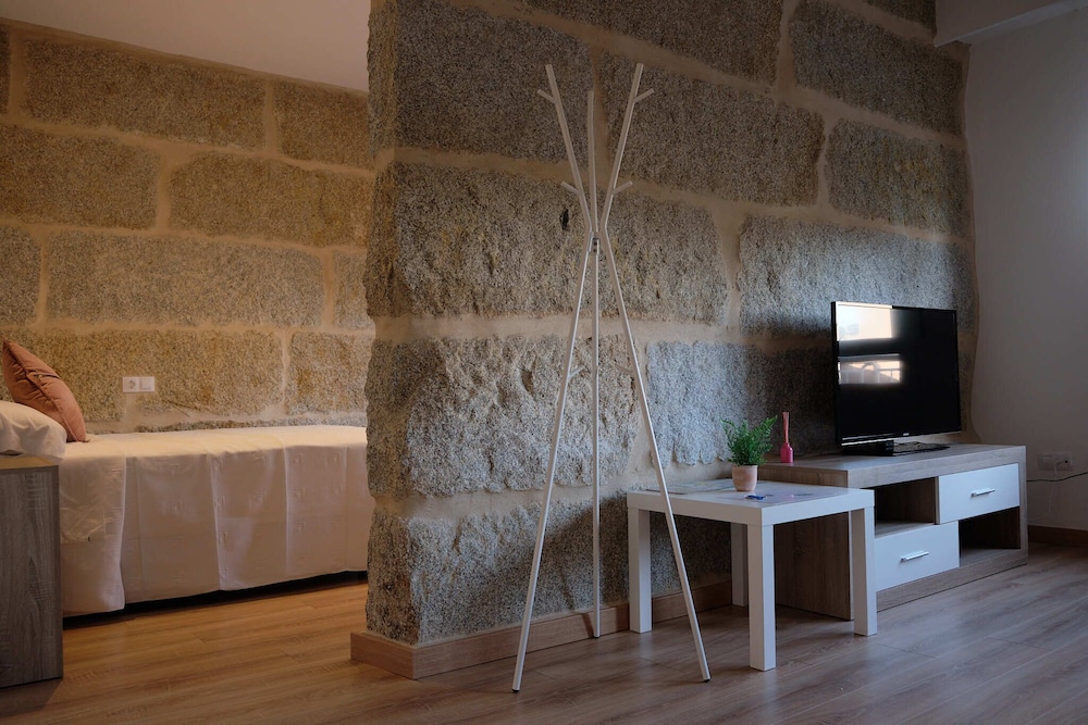 Inviting Apartment in Ourense with Private Terrace - Orense