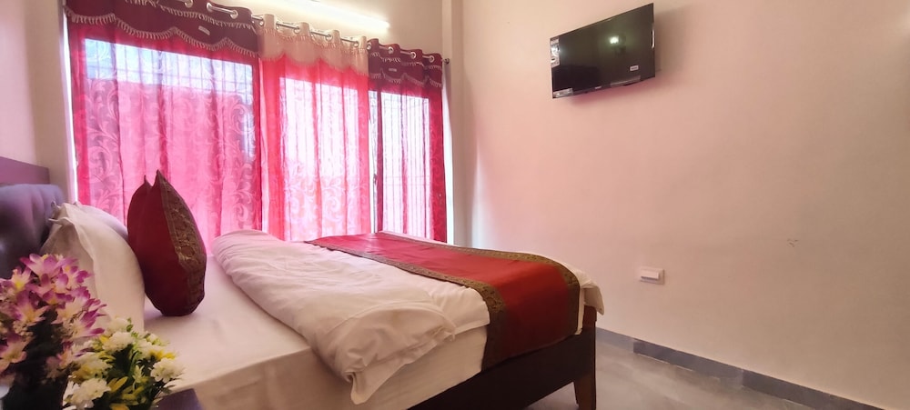 Hotel Shanti Inn - Mughalsarai
