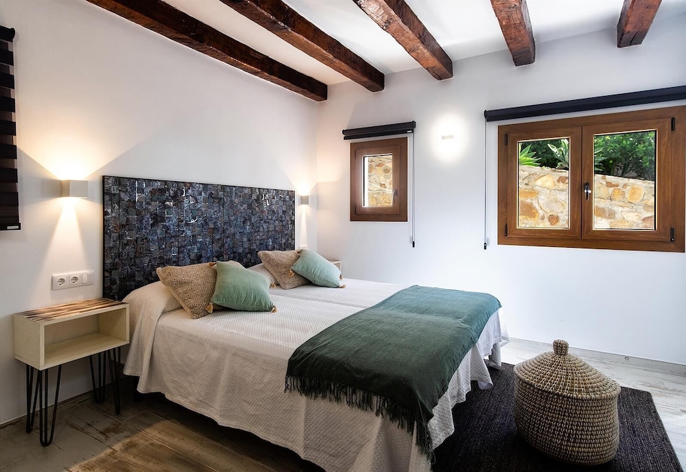 Luxe Villa In 'Playa Atlanterra' Met Zeezicht, Zwembad, Tuin & Wi-fi - Barbate