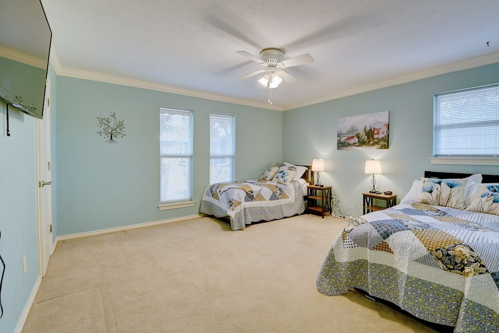 Country Style Elegance--plano Tx<br>family   Friendly - Garland, TX