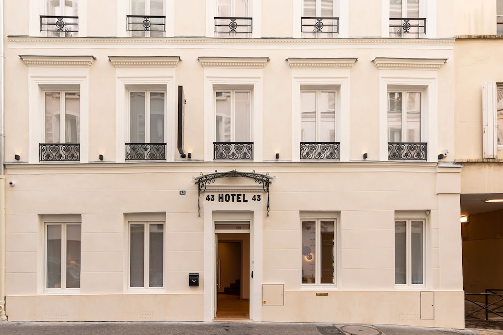 Hotel Au Coeur De Republique - Rosny-sous-Bois