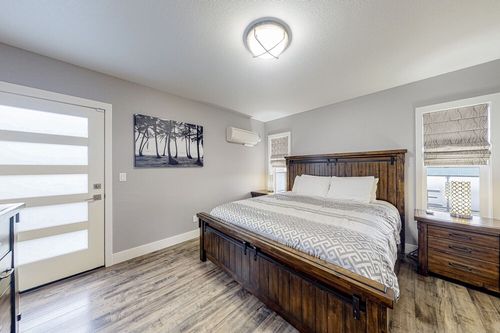 Umpqua Lighthouse State Park, Reedsport airbnb, hotels and vacation