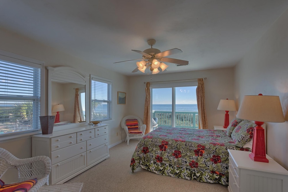 Welcome To Sea Turtle Cottage! - St. George Island, FL