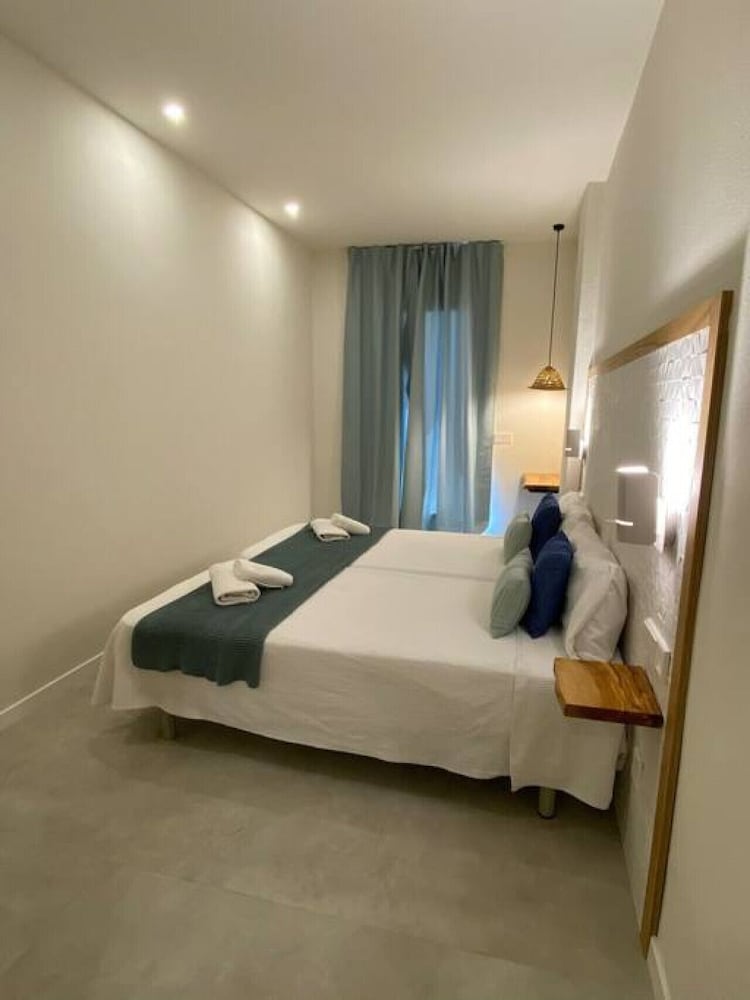 Mesquida 7 - Charming 2-bedroom Apartment With Beautiful Sea Views - Maó