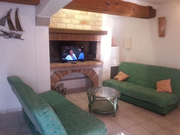 Holiday Apartment Labruguière For 4 - 10 Persons With 3 Bedrooms - Holiday House - Tarn