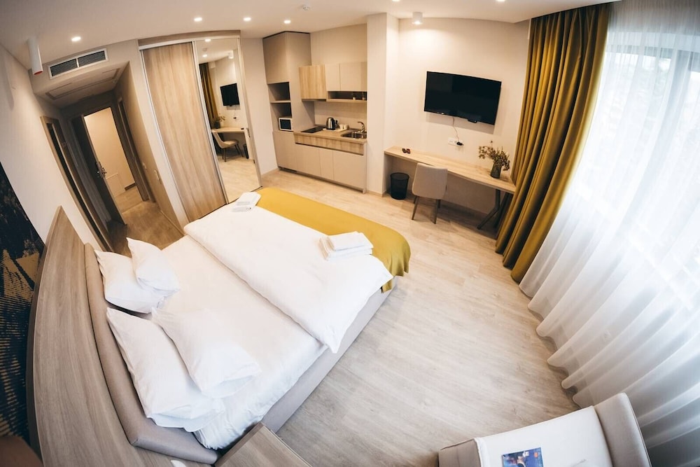 Hotel Verso - Double Room With Bathroom 107 - Mostar