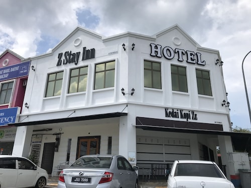 Oyo 90506 Z Stay Inn Hotel - Simpang Renggam