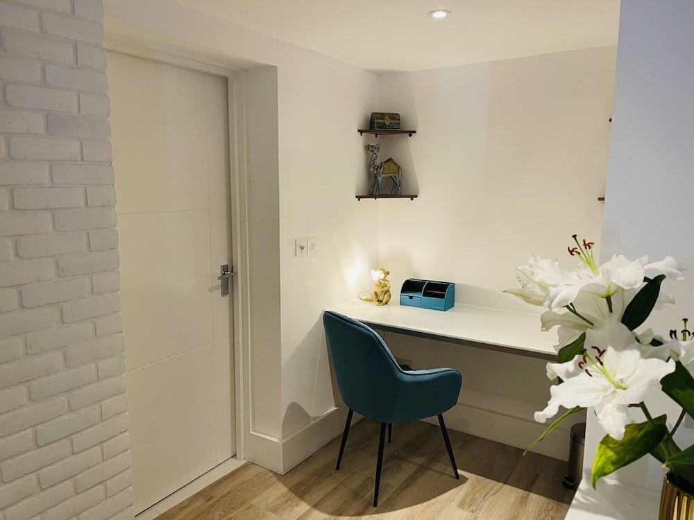 Escape London In London - 2 Bed Luxury Apartment In Lovely Wanstead - Stratford