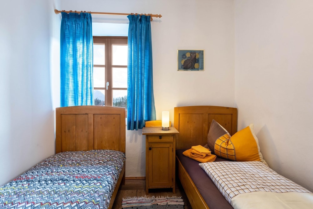 Appartement De Vacances 'Sallrain Hof 1' Avec Vue Sur Montagne Et Balcon - Soprabolzano