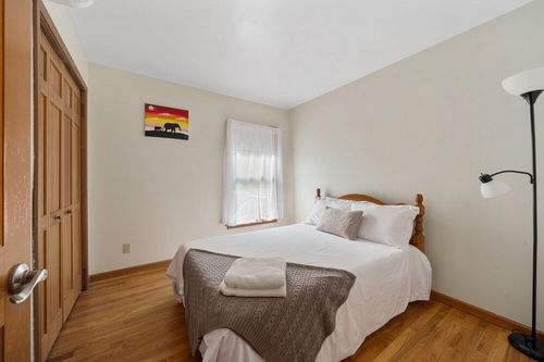 Waterfront, Cuddebackville airbnb, hotels and vacation rentals