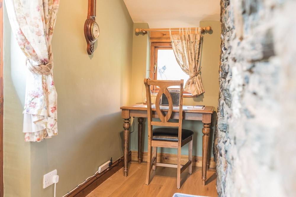 Incredible Mountain Cottage For 4 With Private Hot Tub With Spectacular Views - Elterwater