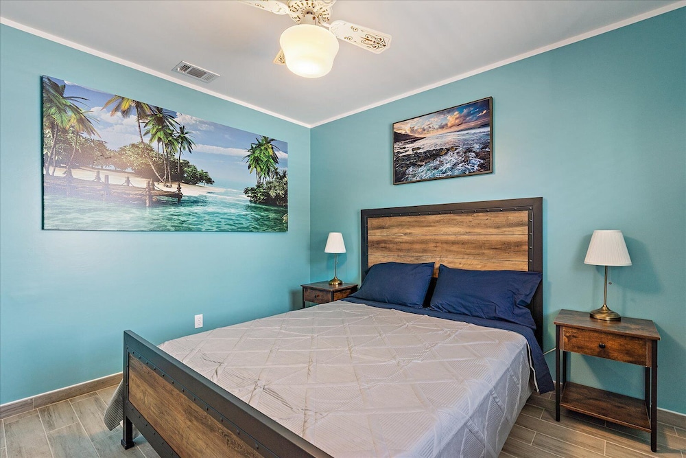 Newly Renovated, Cozy 2 Bedroom. - North Port, FL