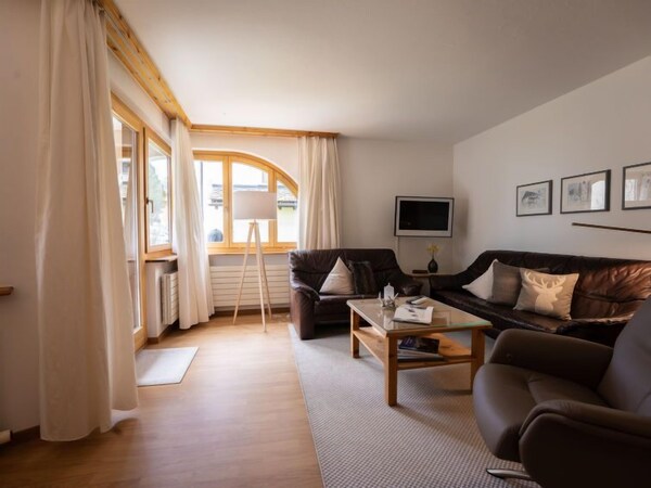 Apartment Chesa Auricula 1.1 In Sils Maria - 4 Persons, 2 Bedrooms - Sils im Engadin/Segl
