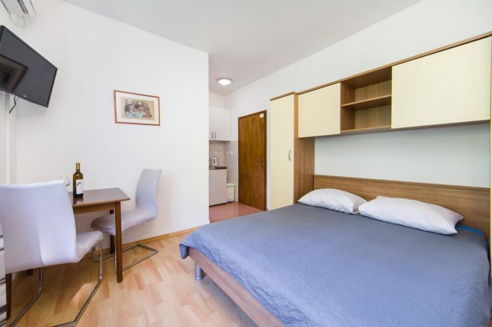 Apartment Gloria - 5 Min To The Beach :  Sa7(2)  - Gradac, Riviera Makarska, Croatia - Brist