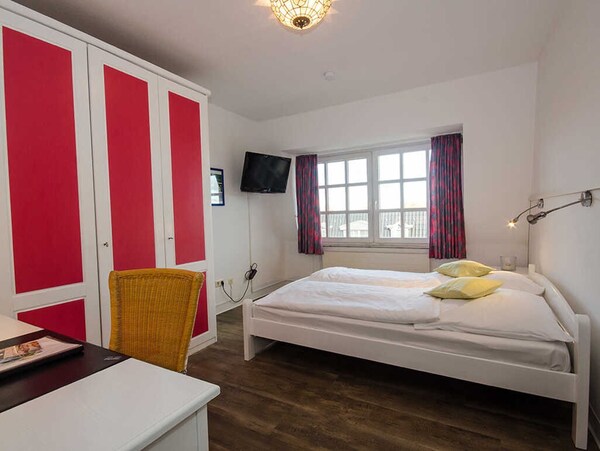 Single Room Exclusive Ems - Hotel Lange, 14002 - Jemgum
