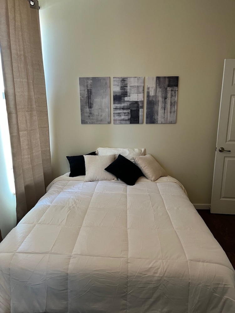 Lovely 2 Bedroom Apt - Book 3 And 1 Night Free - Quincy