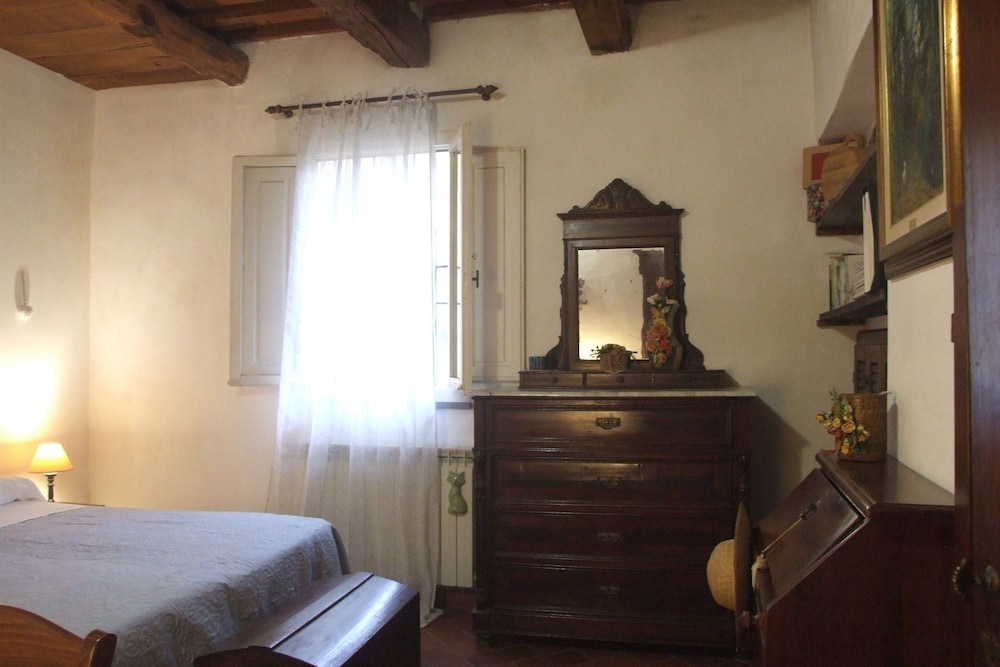 Historic Holiday Home In Pisa With Courtyard - Pisa