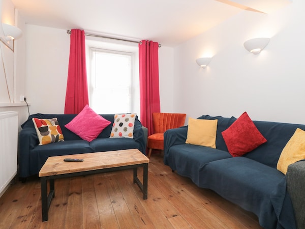 Grants Cottage, Pet Friendly, Character Holiday Cottage In Dartmouth - Brixham