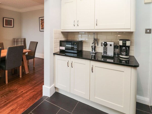 Glenander, Pet Friendly, Country Holiday Cottage In Bamburgh - Bamburgh Castle