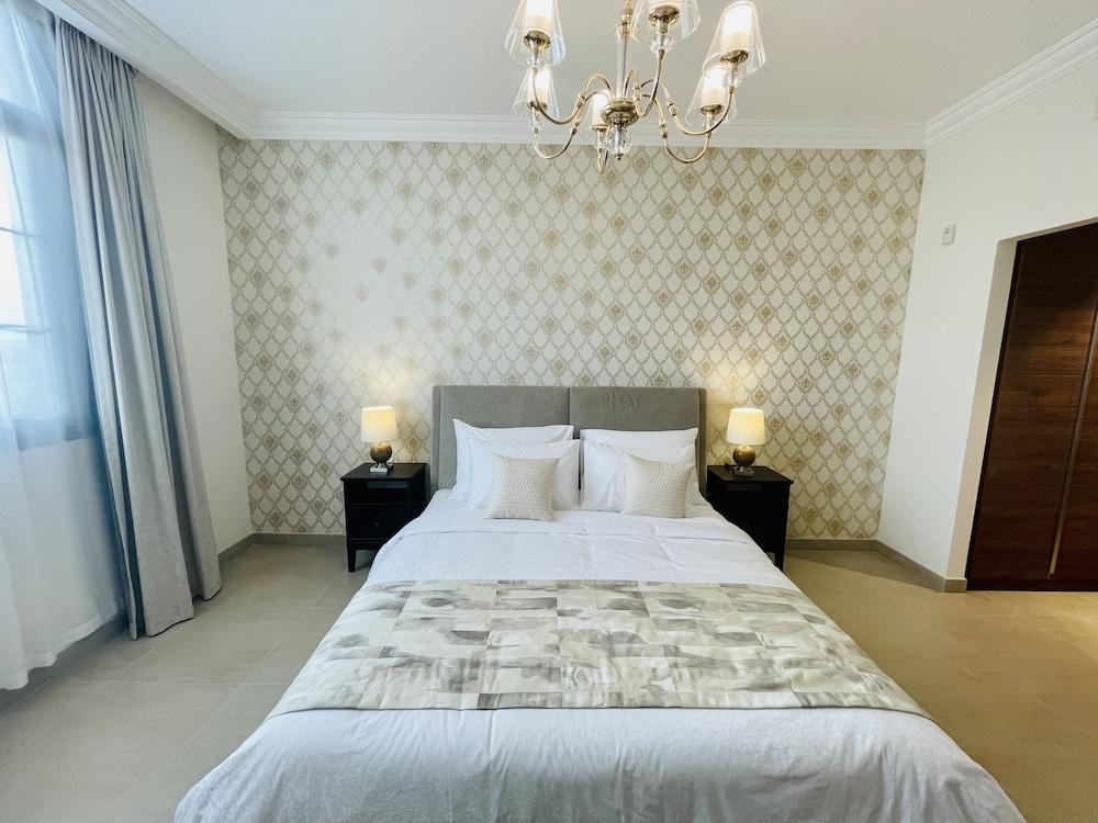 Goodwood Suites - Luxury 2 Bedroom Apartment In Dubai - Dubai Airport (DXB) 