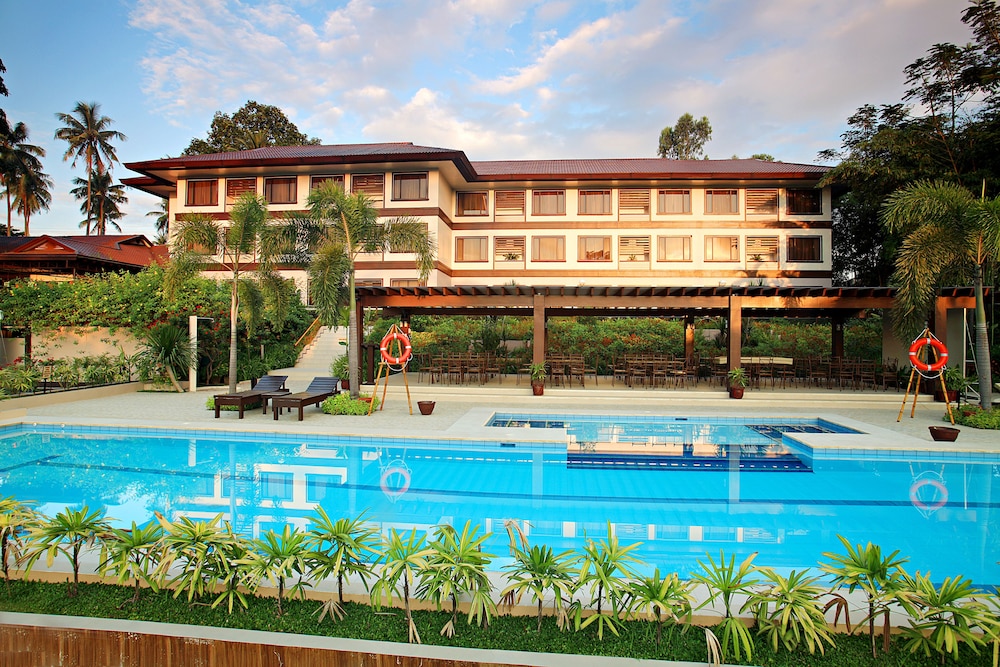 Hotel Tropika - Island Garden City of Samal