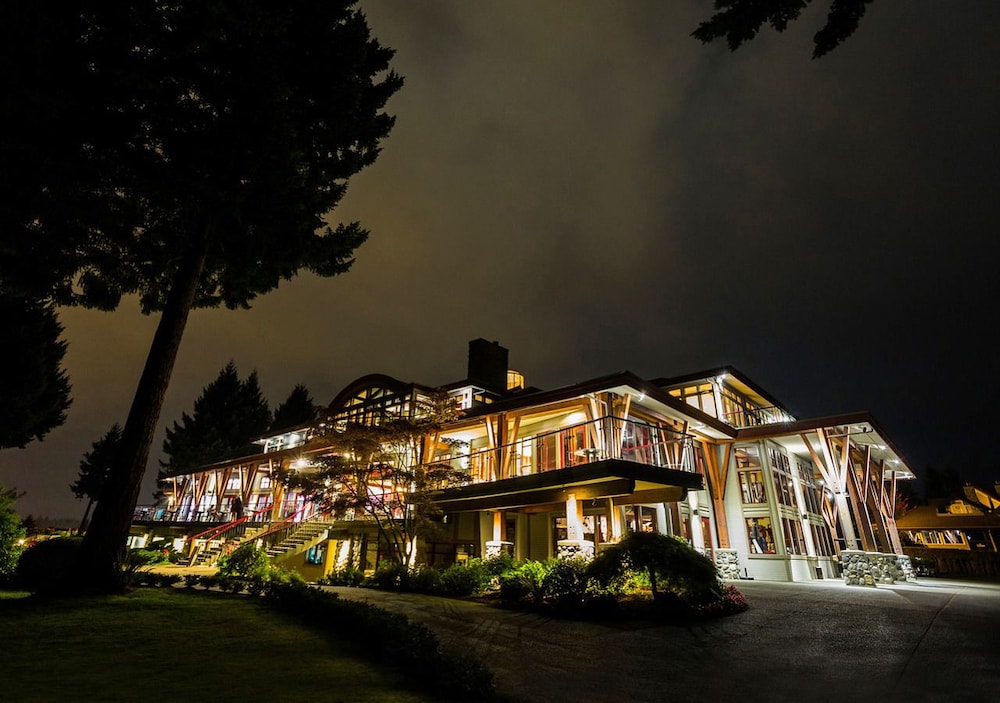 Crown Isle Resort & Golf Community - British Columbia
