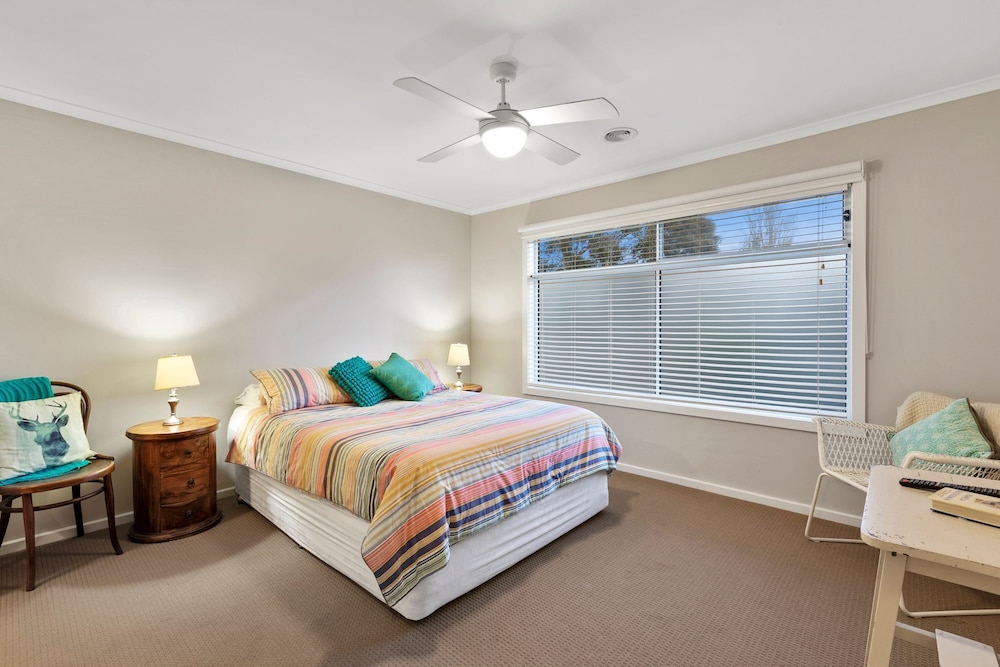 Tranquil Position With Bay View - Portarlington