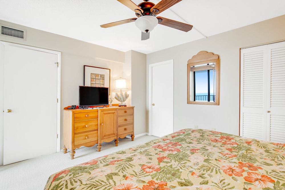 Sea Colony Ocean, Eighth Floor Condo With Shared Pool, Gym, And Tennis Court - Delaware