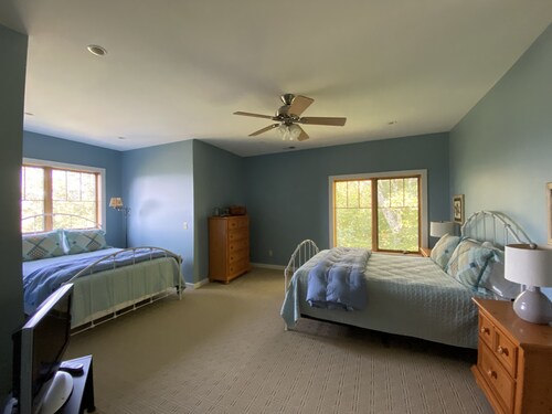 Private Luxury Home, Sunset/mountain Views, Game Room, Pet-friendly, Sleeps 22 - Valle Crucis, NC