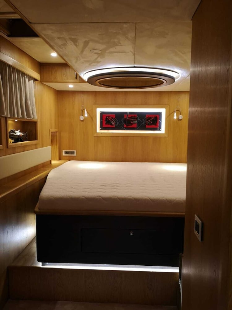 Long Island Rhodes Luxury & Comfort Yacht ! - Rhodes